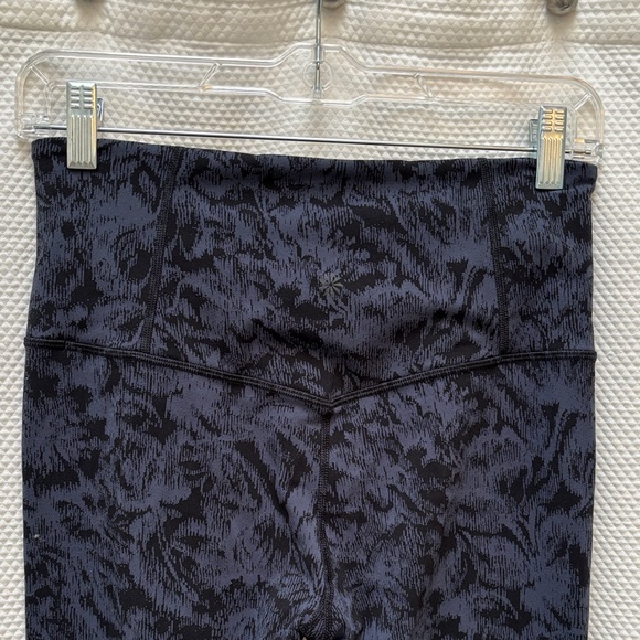 Athleta Navy and Black Elation Textured Tights - Picture 7 of 8